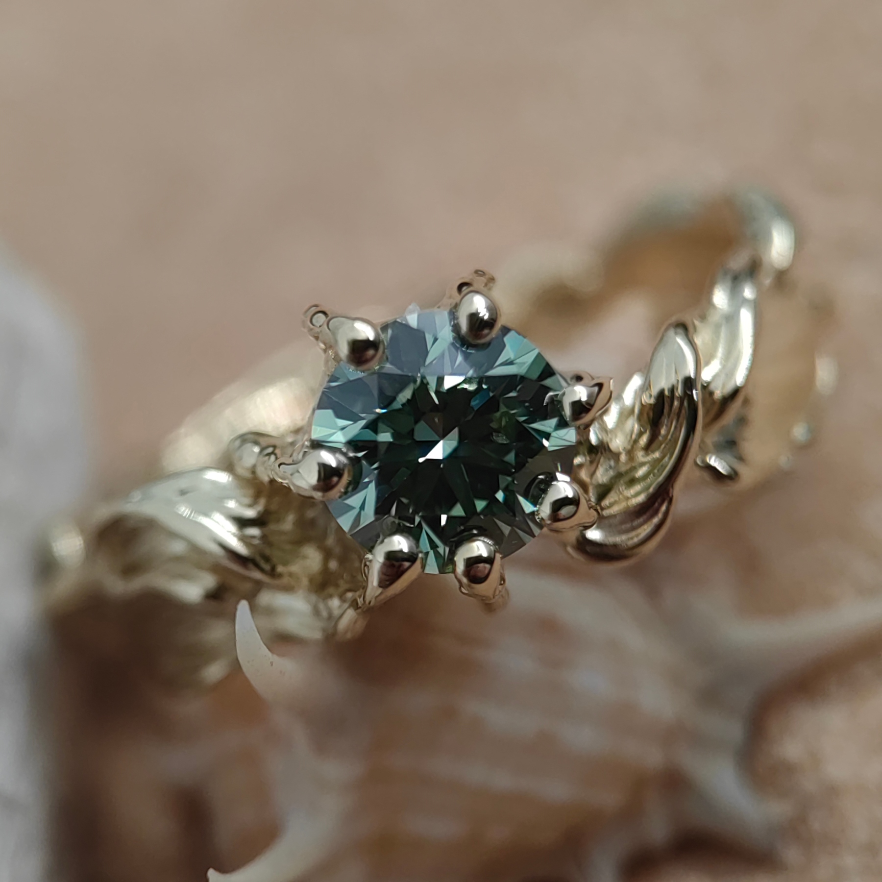 Engagement 0.99ct Green Diamond Organic Gold Ring • Size 59 • Unique 1/1 Engagement 0.99ct Green Diamond Organic Gold Ring • Size 59 • Unique 1/1