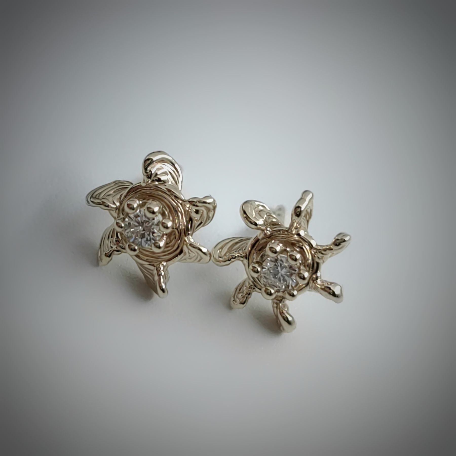 Stud Star 0.06ct White Diamond Gold Earrings • Unique 1/1 Stud Star 0.06ct White Diamond Gold Earrings • Unique 1/1